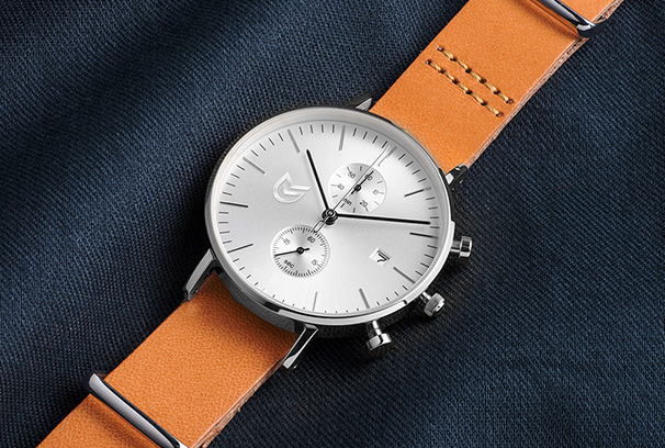 Наручные часы с подсветкой